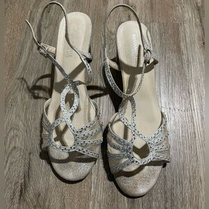 Sliver Benjamin walk block heels